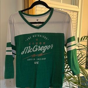 Fanatics Green and White UFC Conor McGregor Shirt Sz M like new
